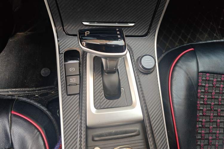Used Kia KX3 2020 1.5L CVT Trend Edition Gear Lever