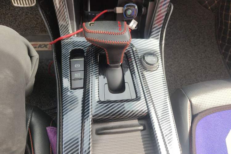 Used Kia KX3 2020 1.5L CVT Trend Edition Gear Lever