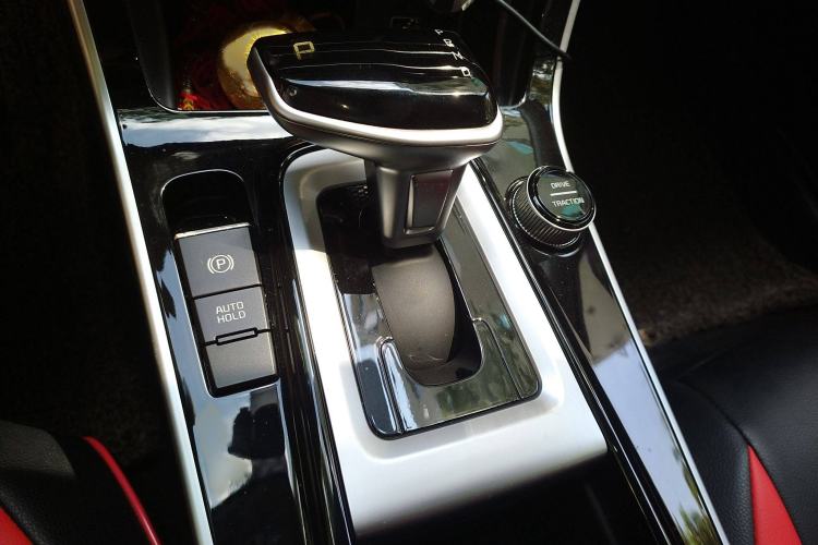 Used Kia KX3 2020 1.5L CVT Trend Edition Gear Lever