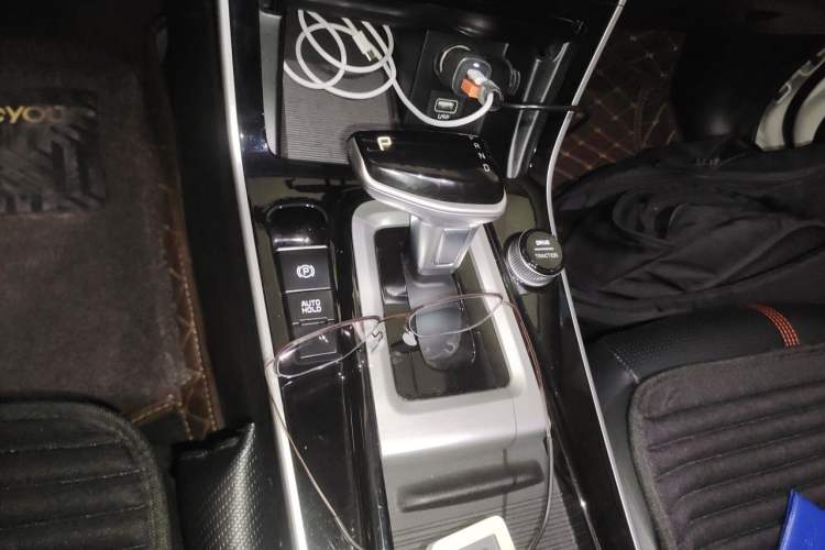 Used Kia KX3 2020 1.5L CVT Trend Edition Gear Lever