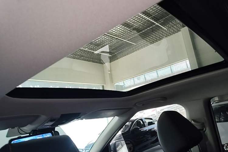 Used Kia KX3 2020 1.5L CVT Smart Edition Headliner
