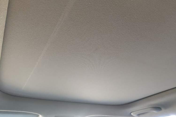 Used Kia KX3 2020 1.5L CVT Trend Edition Headliner
