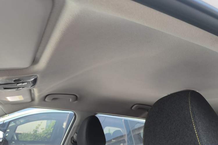Used Kia KX3 2020 1.5L CVT Comfort Edition Headliner