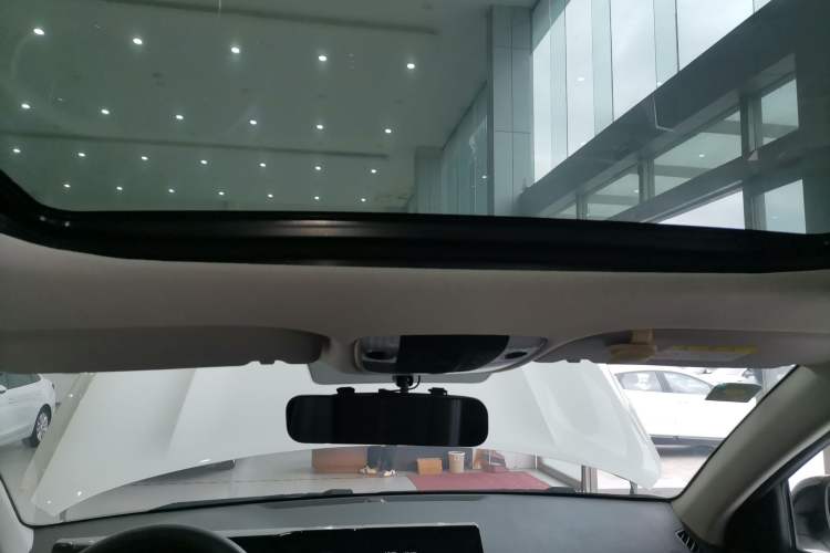 Used Kia KX3 2020 1.5L CVT Trend Edition Headliner