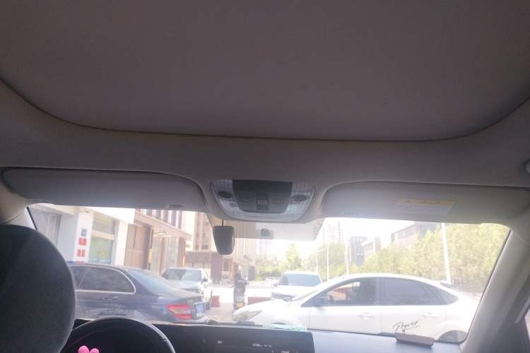 Used Kia KX3 2020 1.5L CVT Trend Edition Headliner