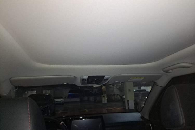 Used Kia KX3 2020 1.5L CVT Trend Edition Headliner