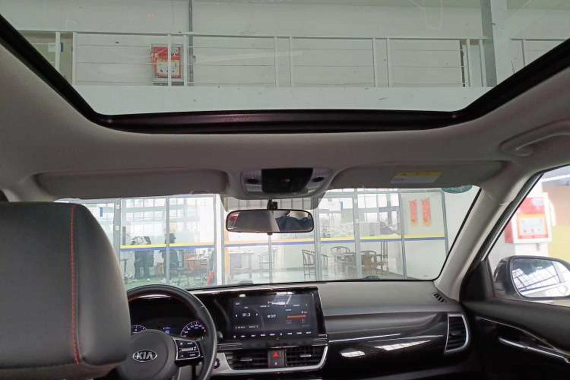 Used Kia KX3 2020 1.5L CVT Trend Edition Headliner