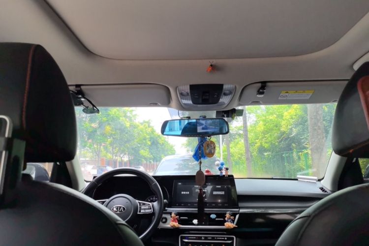 Used Kia KX3 2020 1.5L CVT Trend Edition Headliner