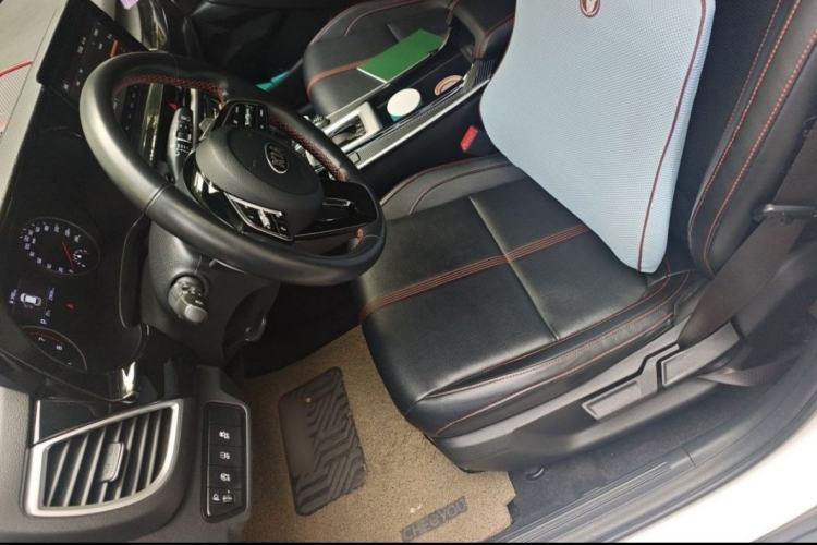Used Kia KX3 2020 1.5L CVT Trend Edition Interior 1
