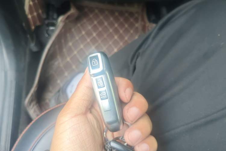 Used Kia KX3 2020 1.5L CVT Trend Edition Interior 1