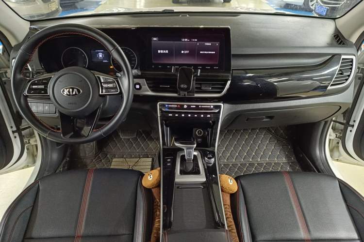 Used Kia KX3 2020 1.5L CVT Trend Edition Interior 1