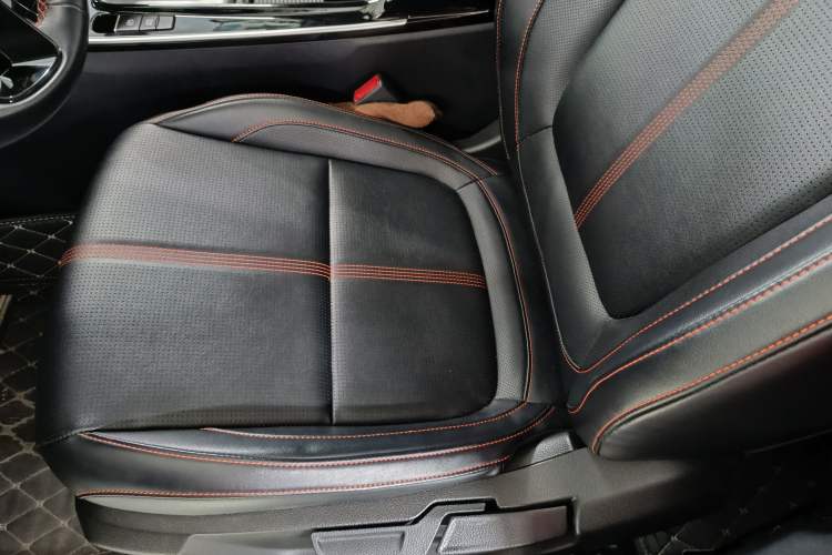 Used Kia KX3 2020 1.5L CVT Trend Edition Interior 12