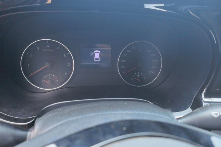 Used Kia KX3 2020 1.5L CVT Trend Edition Interior 2