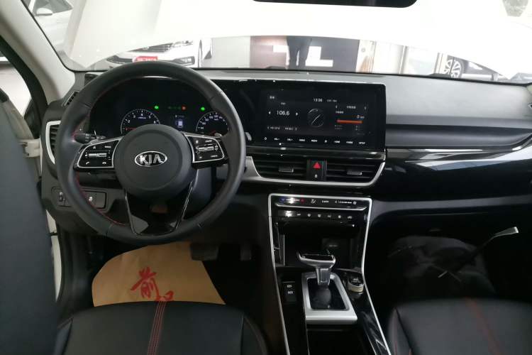 Used Kia KX3 2020 1.5L CVT Trend Edition Interior 2