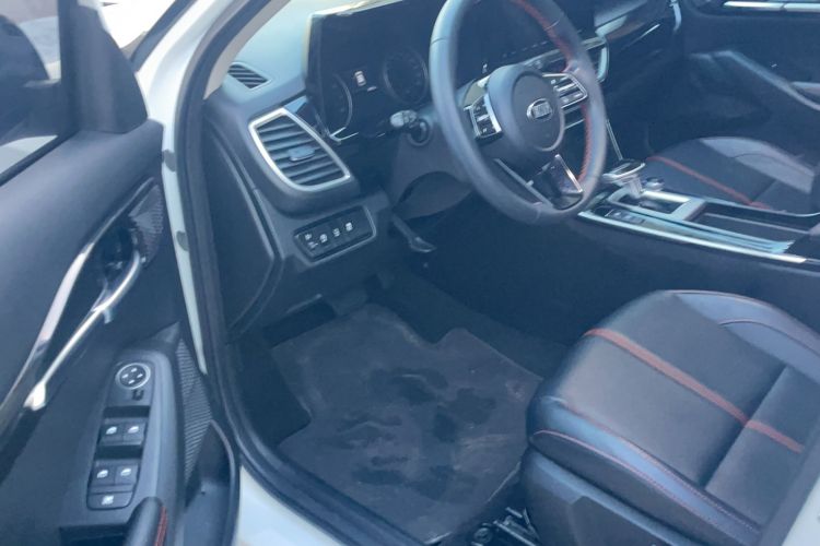 Used Kia KX3 2020 1.5L CVT Trend Edition Interior 2