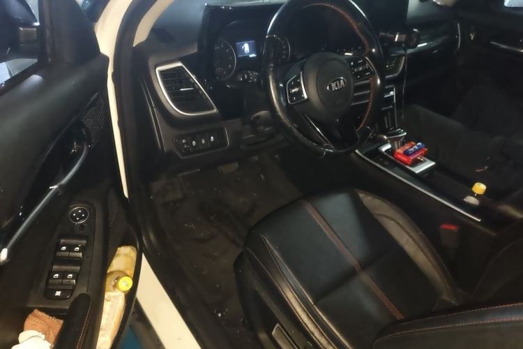 Used Kia KX3 2020 1.5L CVT Trend Edition Interior 3