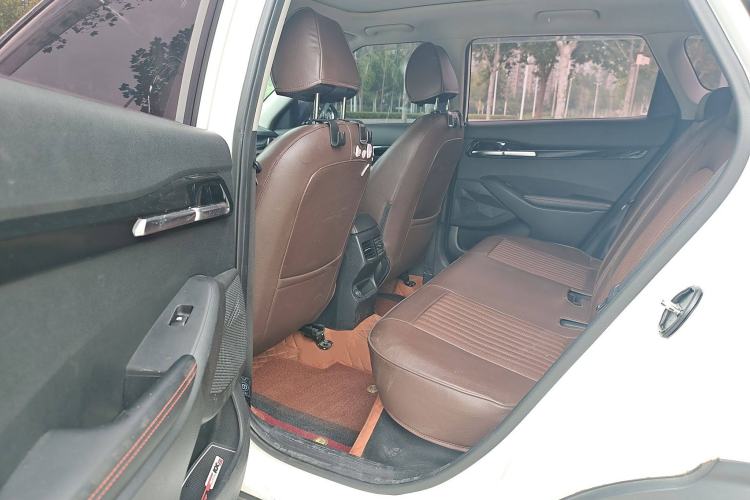 Used Kia KX3 2020 1.5L CVT Trend Edition Interior 3