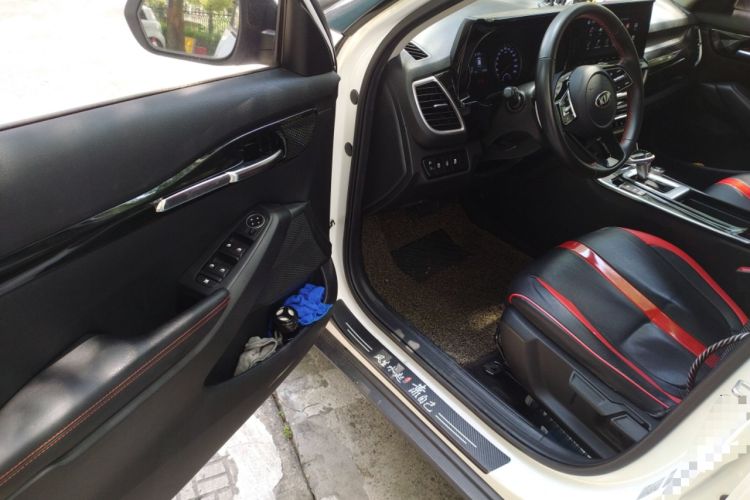 Used Kia KX3 2020 1.5L CVT Trend Edition Interior 3