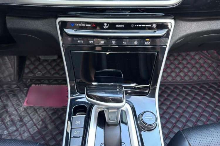 Used Kia KX3 2020 1.5L CVT Trend Edition Interior 4