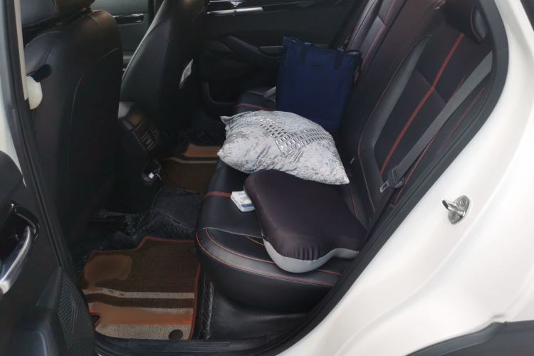 Used Kia KX3 2020 1.5L CVT Trend Edition Interior 4
