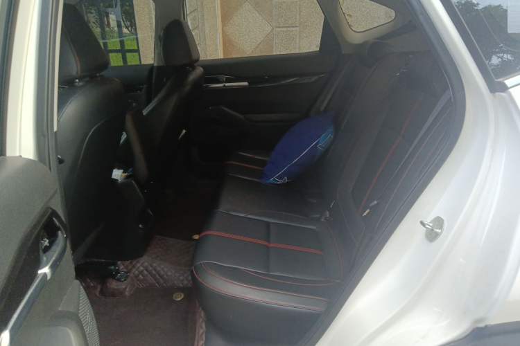 Used Kia KX3 2020 1.5L CVT Trend Edition Interior 4