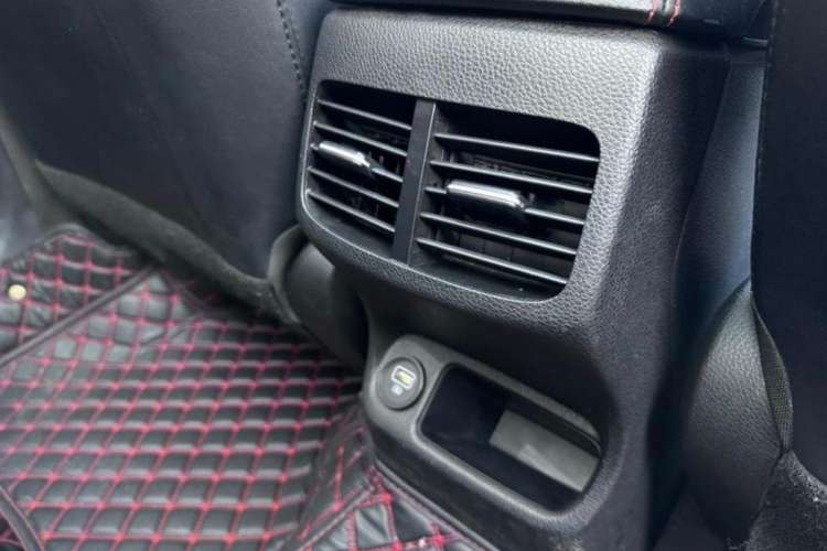 Used Kia KX3 2020 1.5L CVT Trend Edition Interior 7