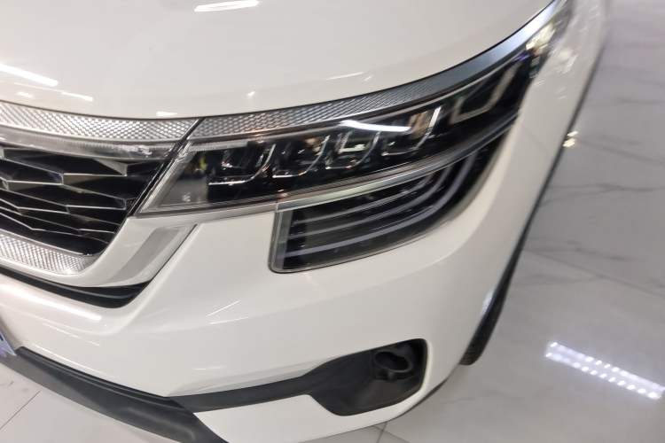 Used Kia KX3 2020 1.5L CVT Trend Edition Left Front Headlight