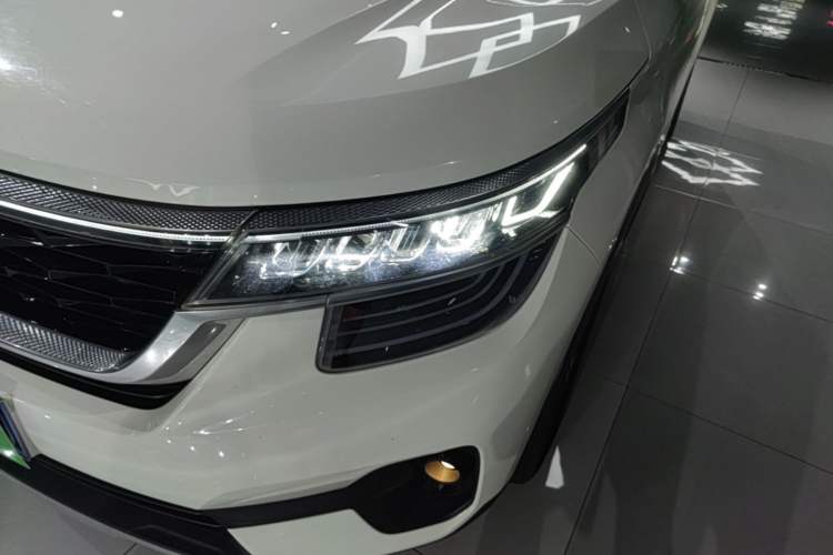 Used Kia KX3 2020 1.5L CVT Trend Edition Left Front Headlight