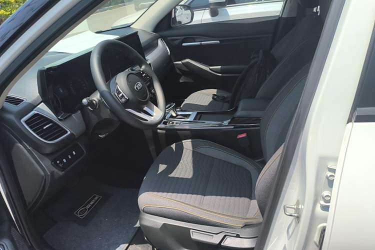 Used Kia KX3 2020 1.5L CVT Comfort Edition Left Front Seat