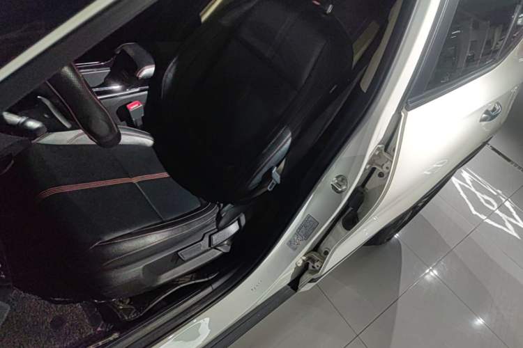 Used Kia KX3 2020 1.5L CVT Trend Edition Left Front Seat