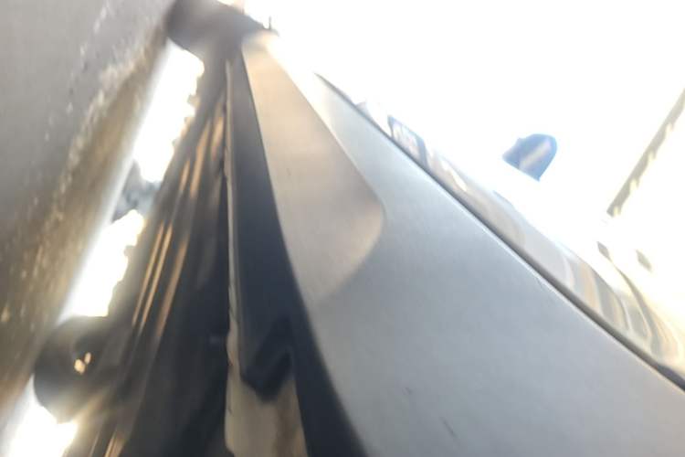 Used Kia KX3 2020 1.5L CVT Trend Edition Left Side Sill