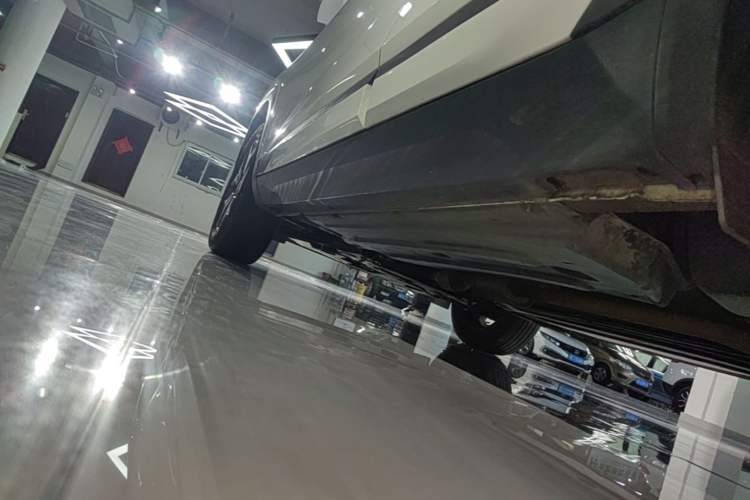 Used Kia KX3 2020 1.5L CVT Trend Edition Left Side Sill