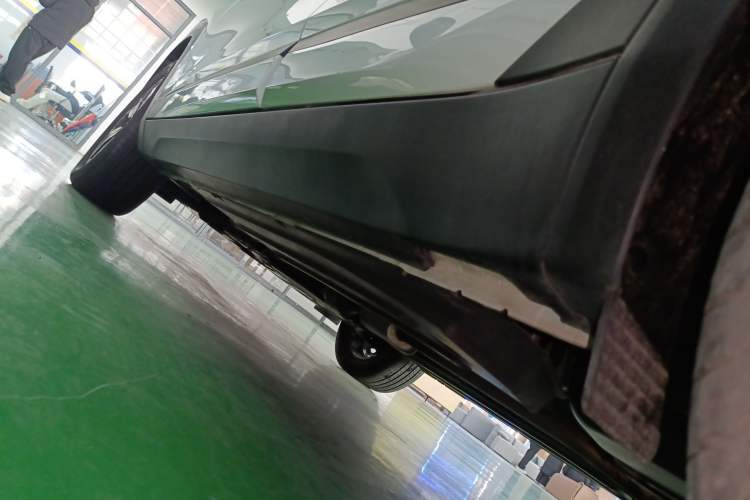 Used Kia KX3 2020 1.5L CVT Trend Edition Left Side Sill