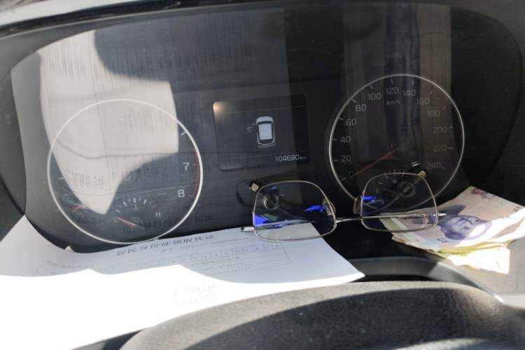 Used Kia KX3 2020 1.5L CVT Trend Edition Odometer Close Up
