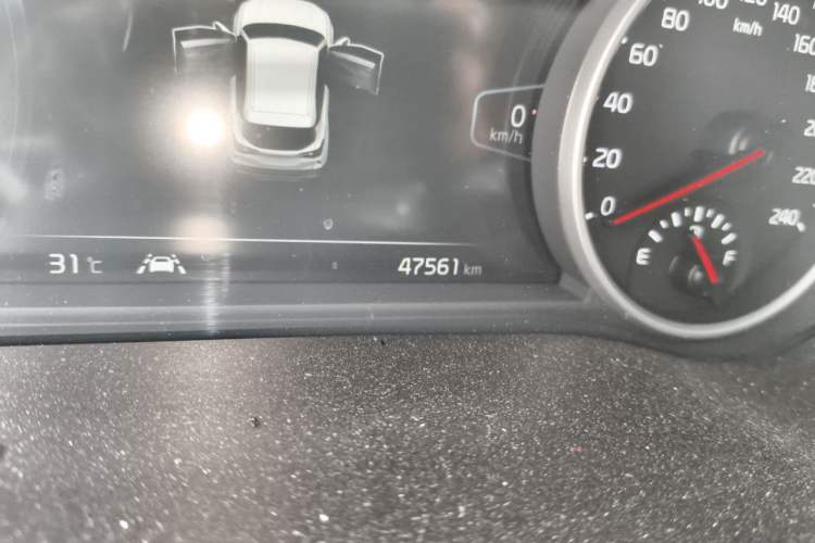 Used Kia KX3 2020 1.5L CVT Smart Edition Odometer Close Up