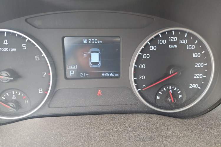 Used Kia KX3 2020 1.5L CVT Trend Edition Odometer Close Up
