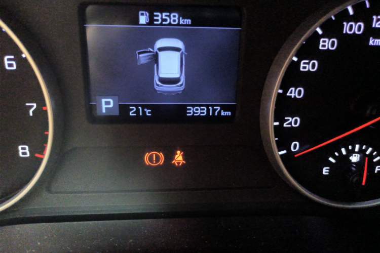 Used Kia KX3 2020 1.5L CVT Trend Edition Odometer Close Up