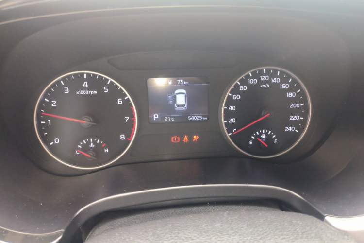 Used Kia KX3 2020 1.5L CVT Trend Edition Odometer Close Up