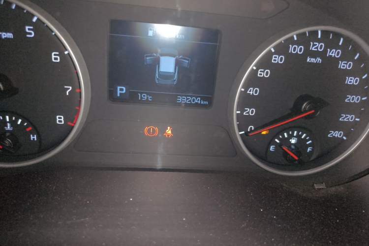Used Kia KX3 2020 1.5L CVT Trend Edition Odometer Close Up