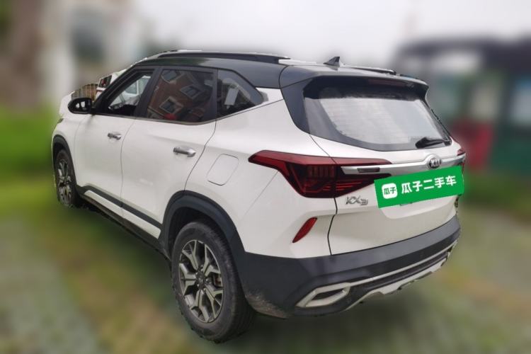 Used Kia KX3 2020 1.5L CVT Trend Edition Rear Left 45 Deg