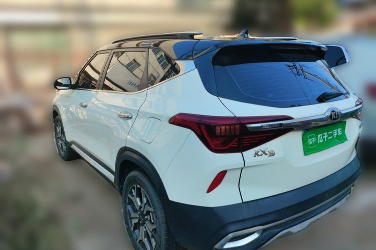 Used Kia KX3 2020 1.5L CVT Trend Edition Rear Left 45 Deg