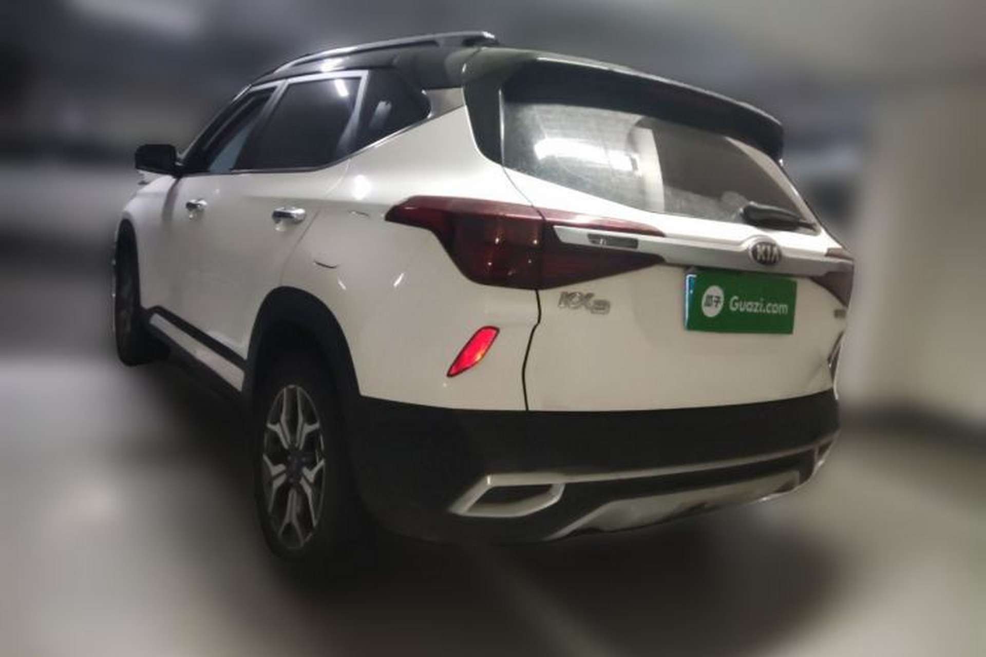 Used Kia KX3 2020 1.5L CVT Trend Edition Rear Left 45 Deg
