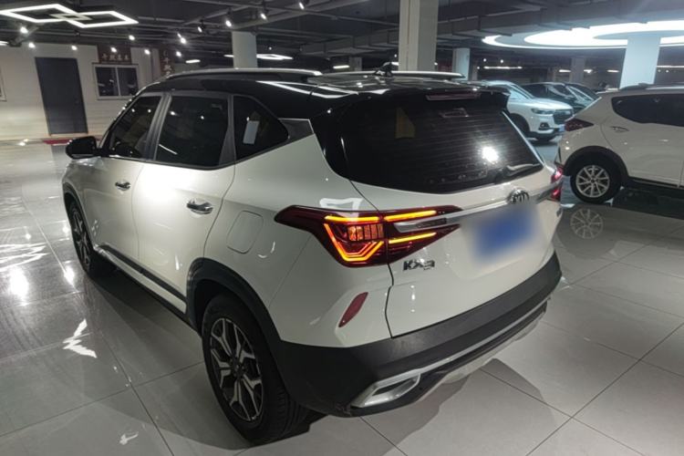 Used Kia KX3 2020 1.5L CVT Trend Edition Rear Left 45 Deg