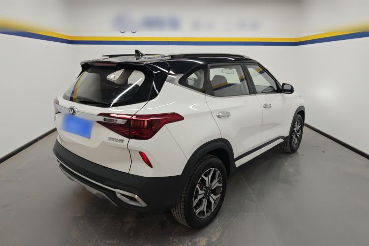 Used Kia KX3 2020 1.5L CVT Trend Edition Rear Right 45 Deg