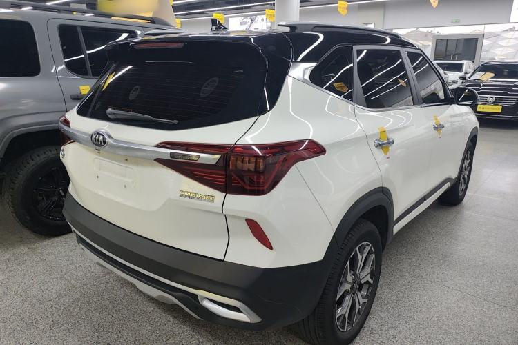 Used Kia KX3 2020 1.5L CVT Trend Edition Rear Right 45 Deg