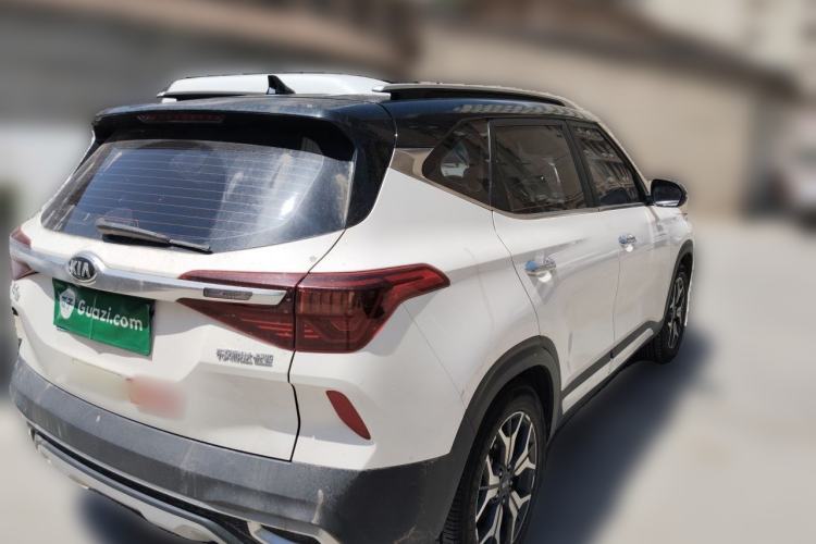 Used Kia KX3 2020 1.5L CVT Trend Edition Rear Right 45 Deg