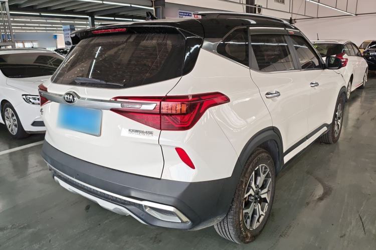 Used Kia KX3 2020 1.5L CVT Trend Edition Rear Right 45 Deg