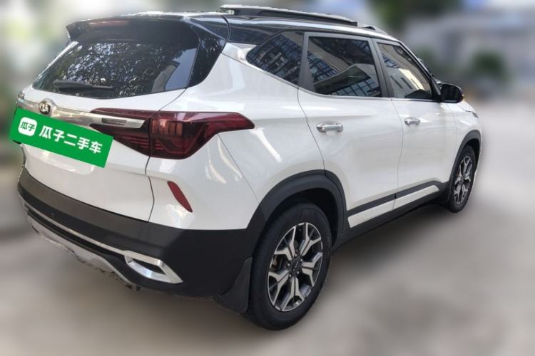 Used Kia KX3 2020 1.5L CVT Trend Edition Rear Right 45 Deg