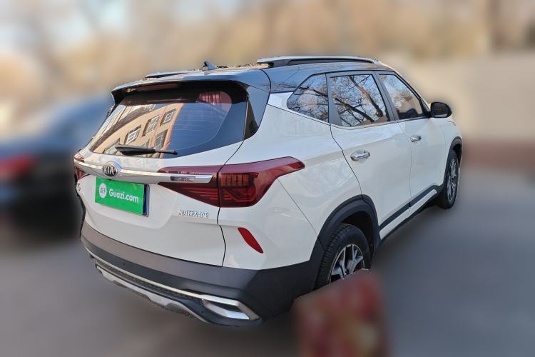 Used Kia KX3 2020 1.5L CVT Trend Edition Rear Right 45 Deg