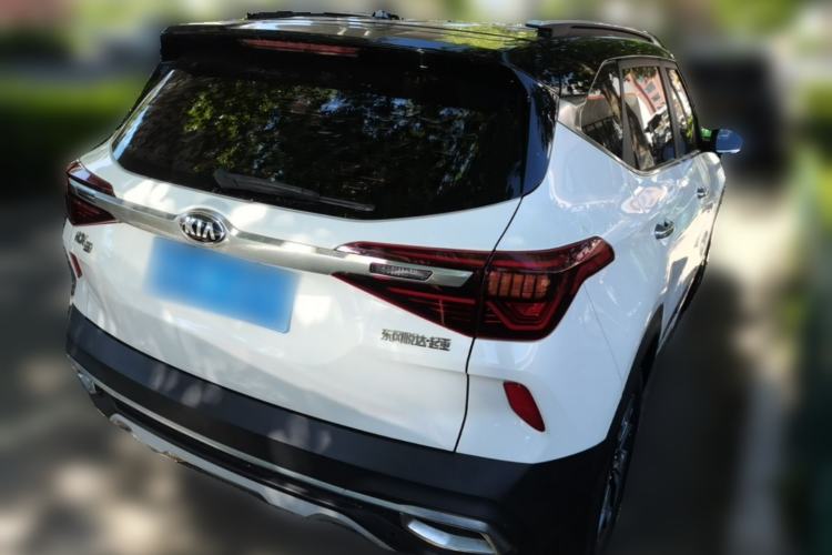 Used Kia KX3 2020 1.5L CVT Trend Edition Rear Right 45 Deg